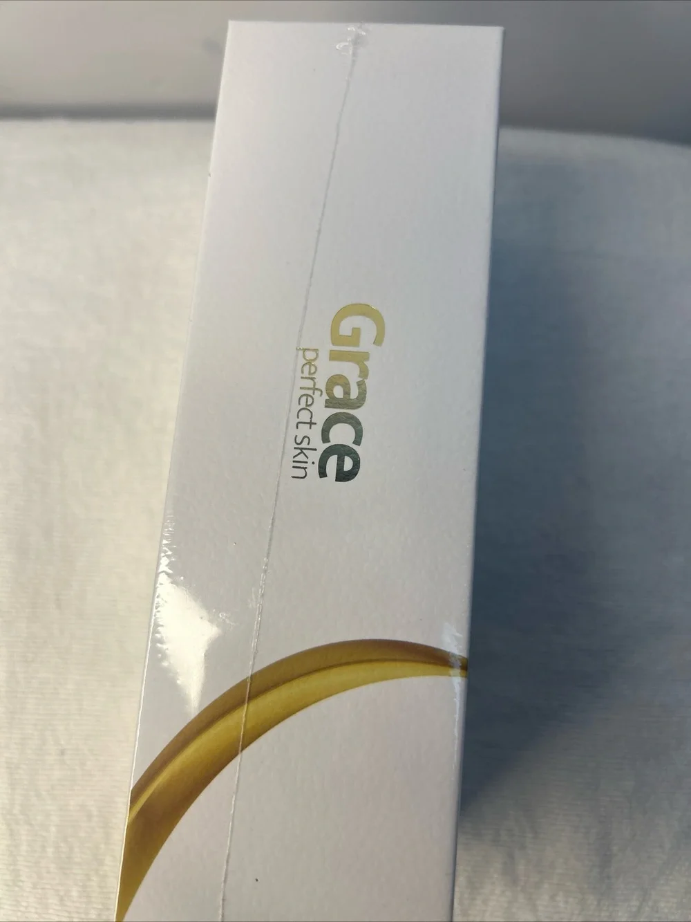 Grace Eye Solution Firming Eye Serum - White & Gold
